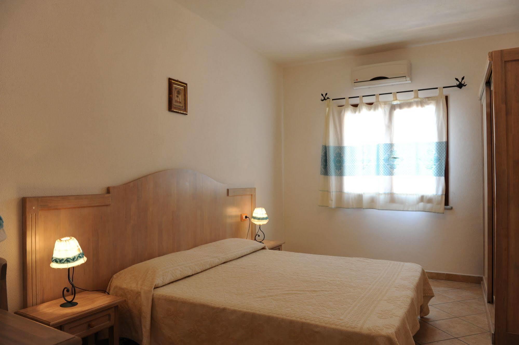 Residence Corte Dei Venti Budoni Εξωτερικό φωτογραφία