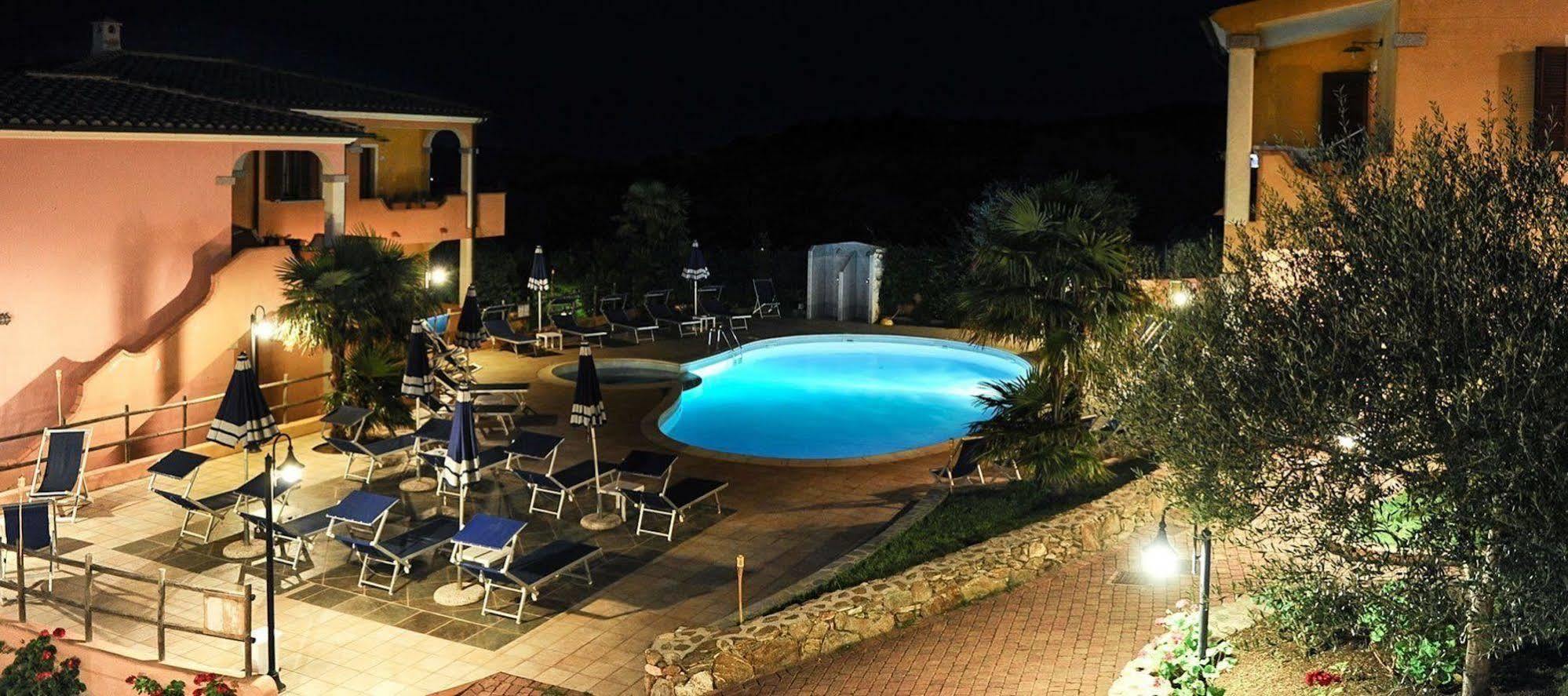 Residence Corte Dei Venti Budoni Εξωτερικό φωτογραφία